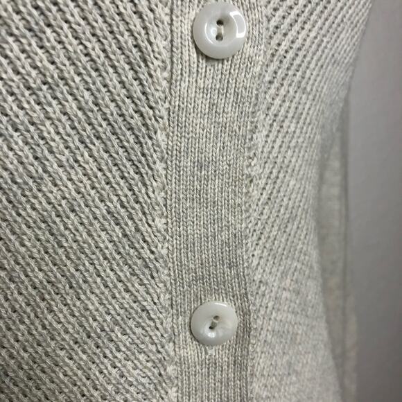 Cabi light gray mix knit button front v neck cardigan size Extra Small XS #3161 - Picture 6 of 16